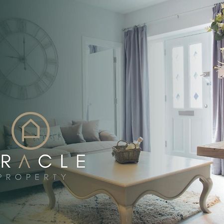 Modern Apartment With Free Parking And Wifi Stratford-upon-Avon Exterior foto